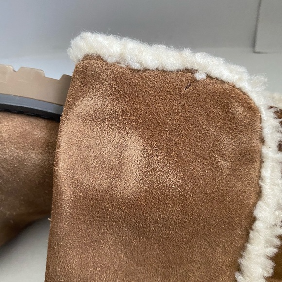 Boots 👢 - Picture 2 of 16